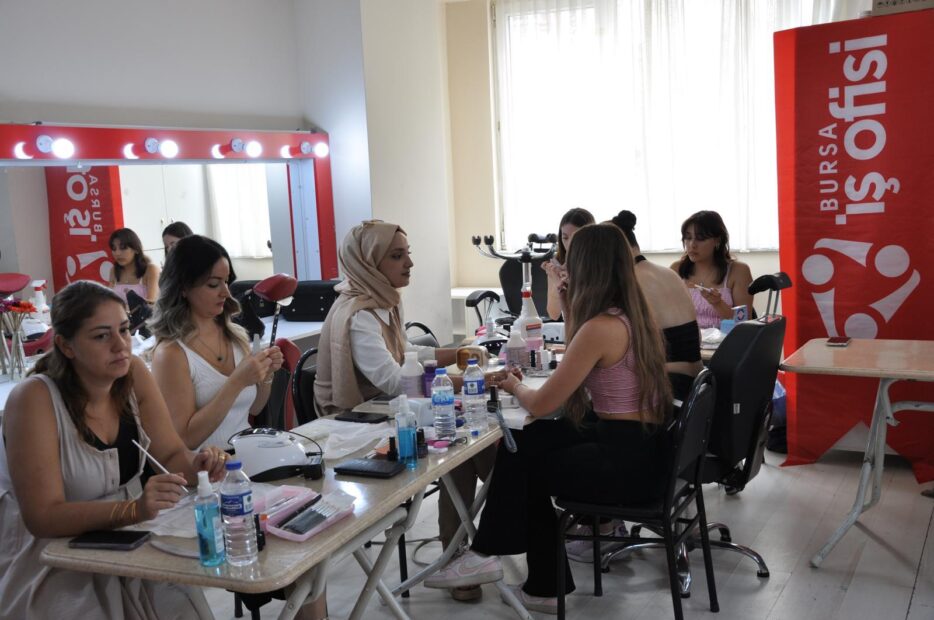 KADIN İSTİHDAMINA KATKI
