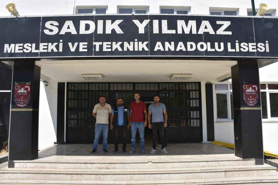 Karacabey Belediyesi’nden kamu kurumlarına çok yönlü hizmet atağı