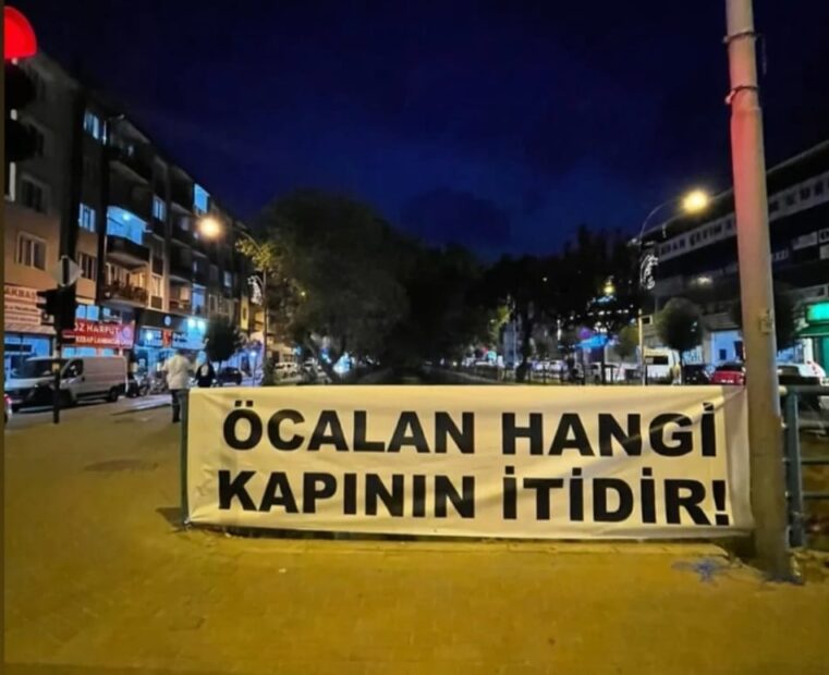 Bursa’daki ‘Öcalan hangi kapının itidir’ pankartlarının sırrı çözüldü!