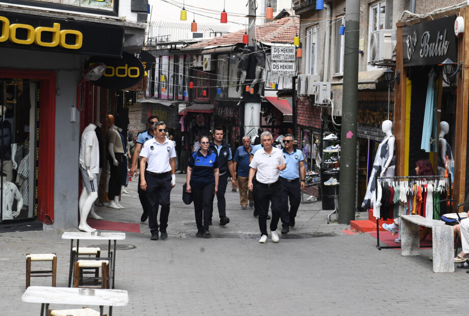 Engelli yolunu kapatanlara ceza yağdı
