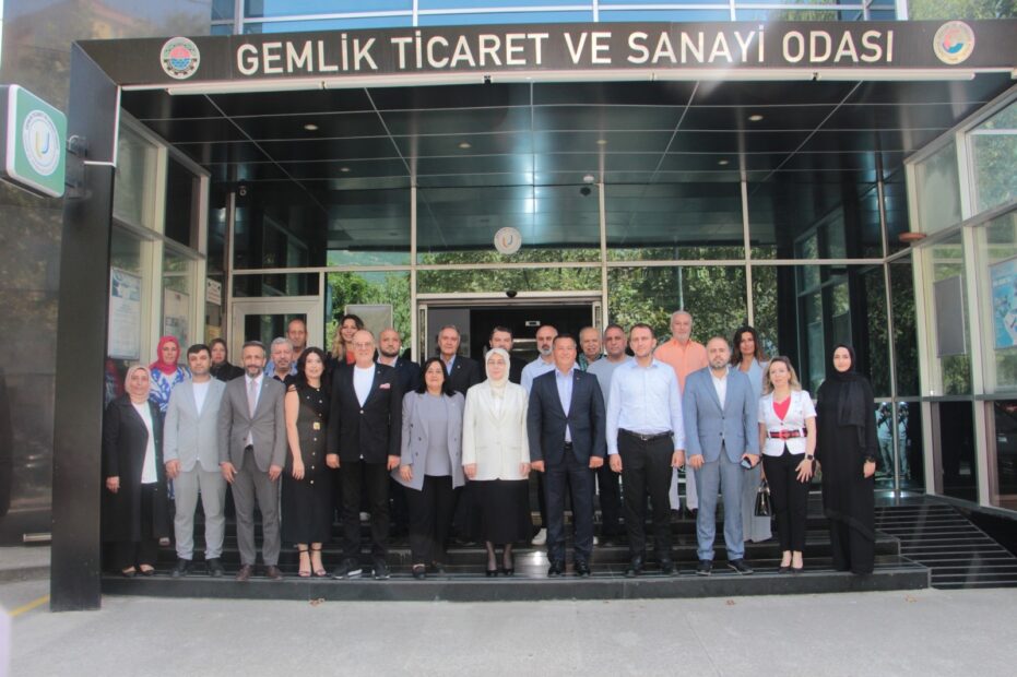 Ak Parti Milletvekilleri Durmaz ve Akyol’dan Gemlik TSO’ya Ziyaret