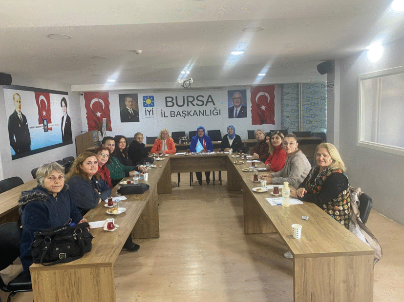 İYİ Kadınlardan Cinayetlere Tepki