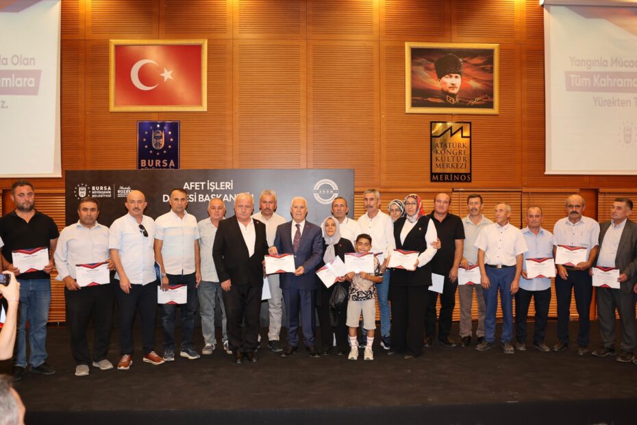 Başkan Bozbey’den alev savaşçılarına teşekkür