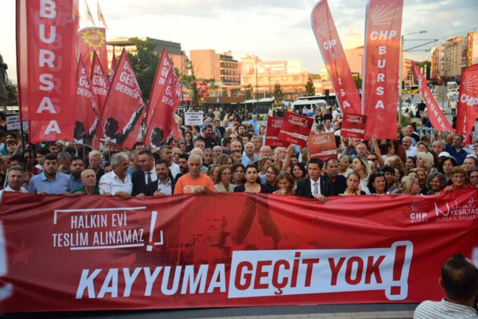 CHP Bursa’dan Kayyum Kararına Tepki: ‘Mahkemenin Kararını Tanımıyoruz’