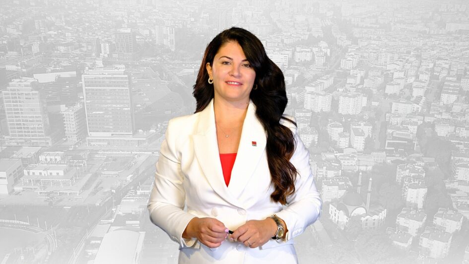 AVUKAT DERYA AYSEL, CHP NİLÜFER İLÇE BAŞKANLIĞI’NA ADAYLIĞINI AÇIKLADI