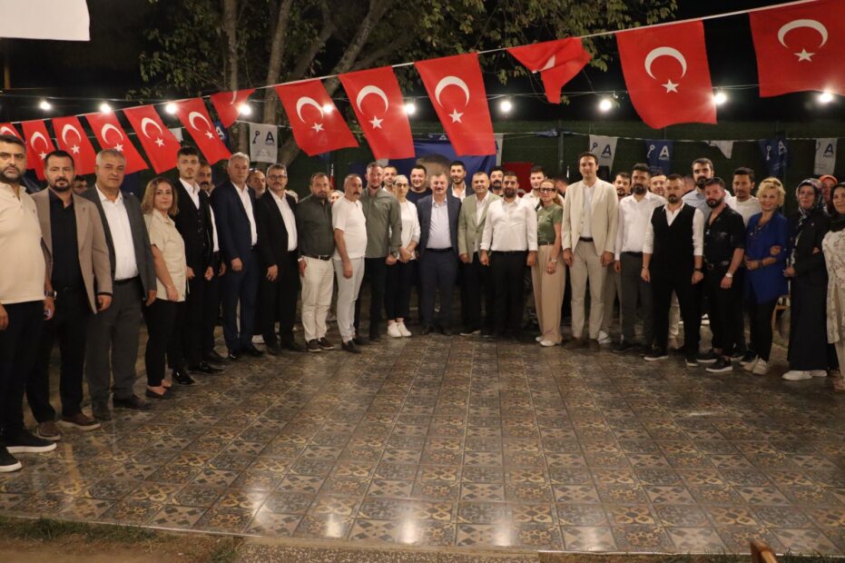 Bursa’da Yeniden Refah Partisi İlçe Başkanı, Anahtar Parti’ye katıldı