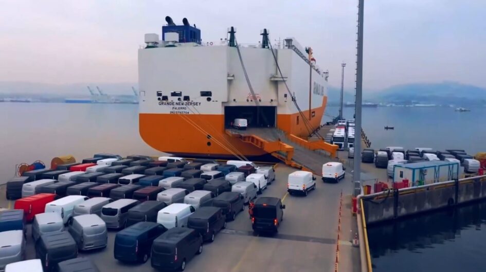 OTOMOTİV İHRACATI 2,7 MİLYAR DOLAR OLDU