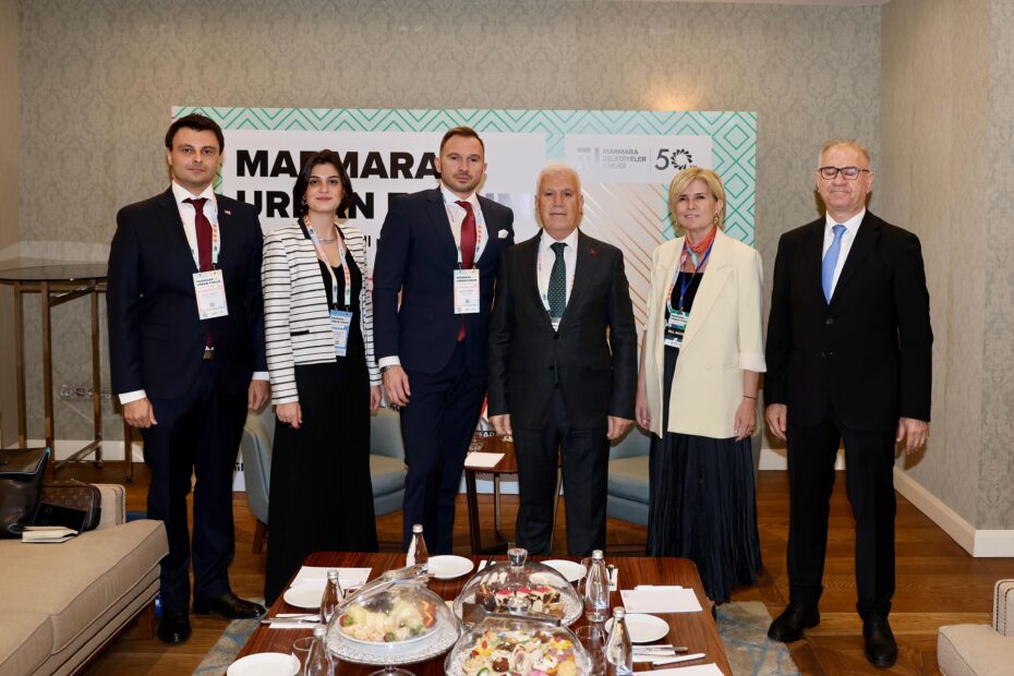 DÜNYA KENTLERİ ARASINDA GÜÇLÜ İŞBİRLİĞİ