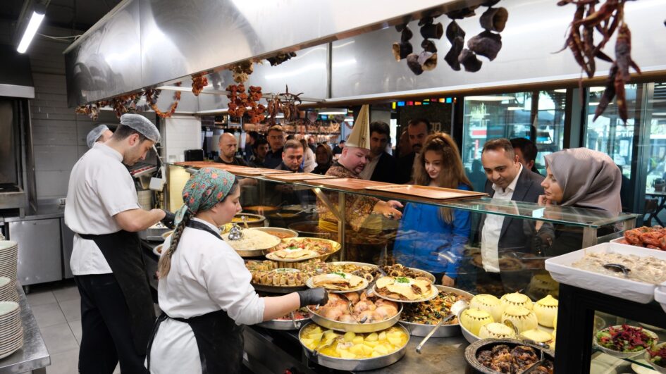 GASTRO İNEGÖL’DE OSMANLI MUTFAĞI RÜZGARLARI ESTİ