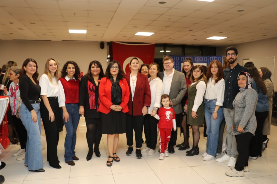 CUMHURİYET COŞKUSU MİMARLAR ODASI’NDA YANKILANDI