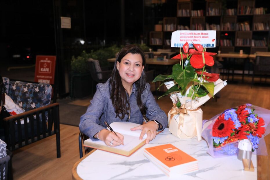 NAZAN AKINCI’DAN İLHAM VEREN KİTAP