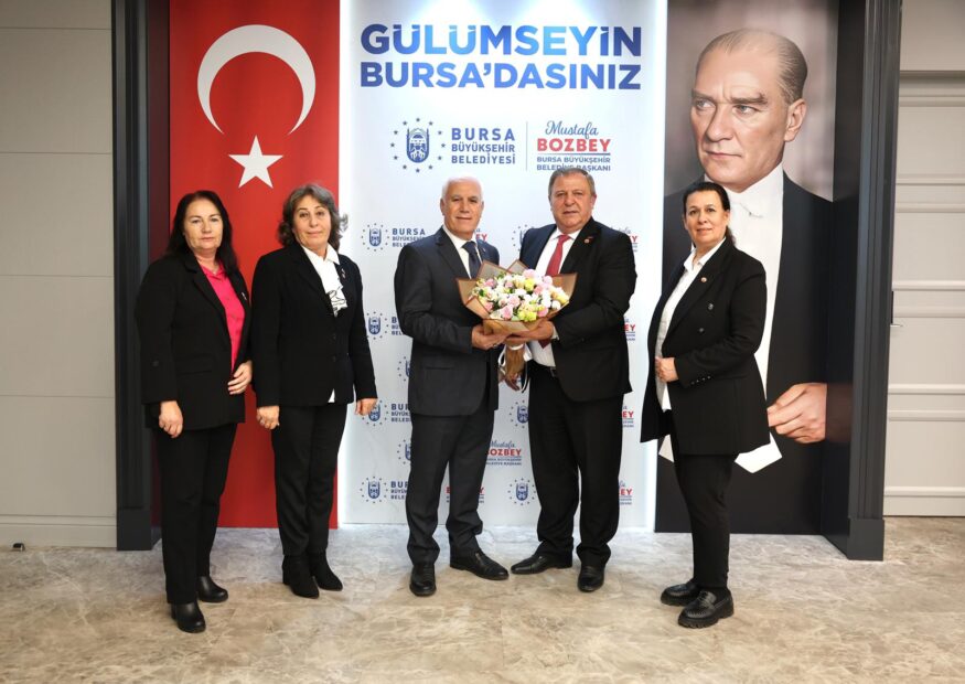 Başkan Bozbey de Emekliler Derneği Üyesi Oldu
