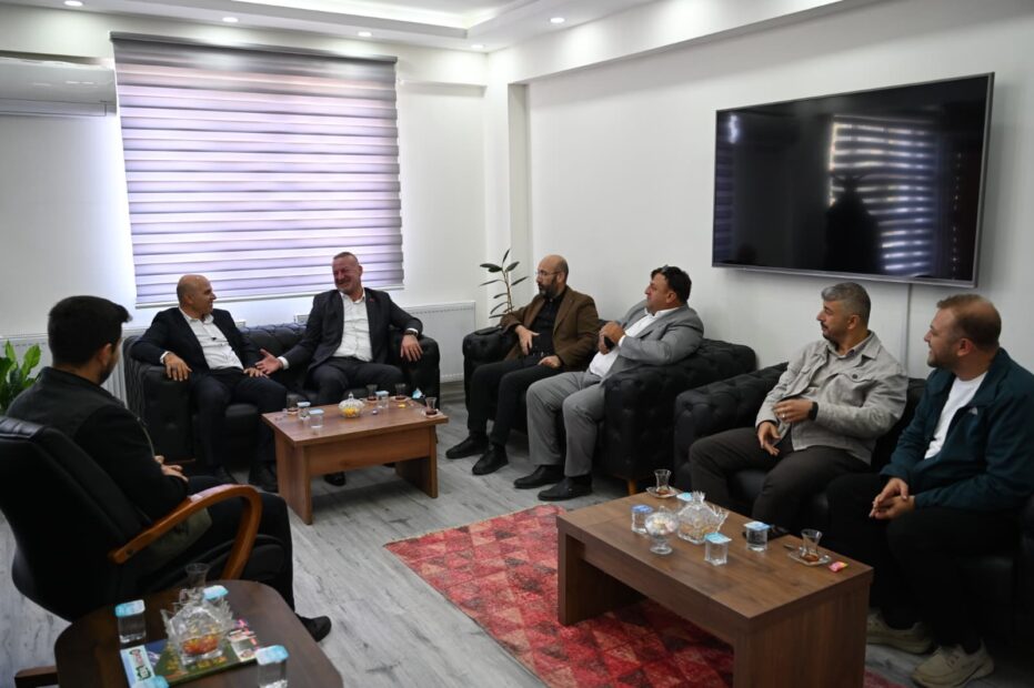 Başkan Karabatı’dan orman yangını sonrası teşekkür ziyaretleri