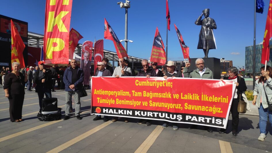 Laik Cumhuriyet; Emperyalist Yedi Düvele Köle Olmamak, Soyulmamak İçin Canlarını Ortaya Koyan Kuvayimilliyeci Atalarımızın ve Mustafa Kemaller’in, İsmet İnönüler’in Eseridir