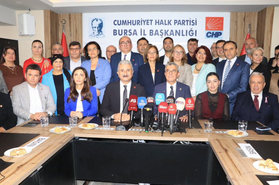 Gökhan Günaydın’dan Bursa’dan mesaj: “Çelme takarak Cumhuriyet Halk Partisi’ni durduramaz”lar”