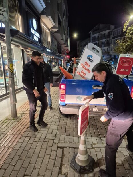Çalı Mahallesi’nde kaldırım işgallerine sabah operasyonu
