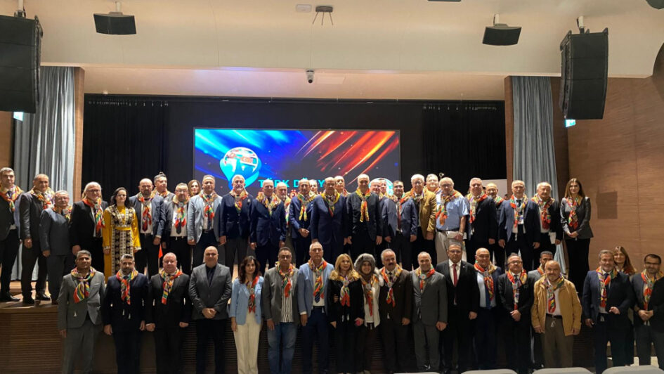 BUÜ’lü akademisyene “Türk Dünyası Bilim Ödülü”