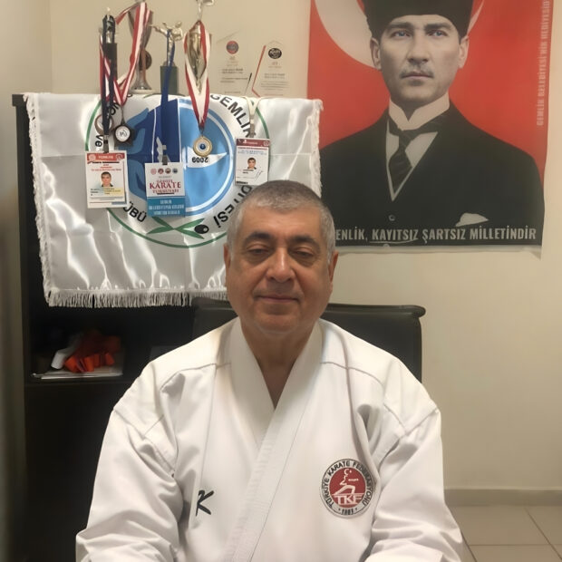 Belediyespor Antrenörü Kasım Demir’e Özel Davet