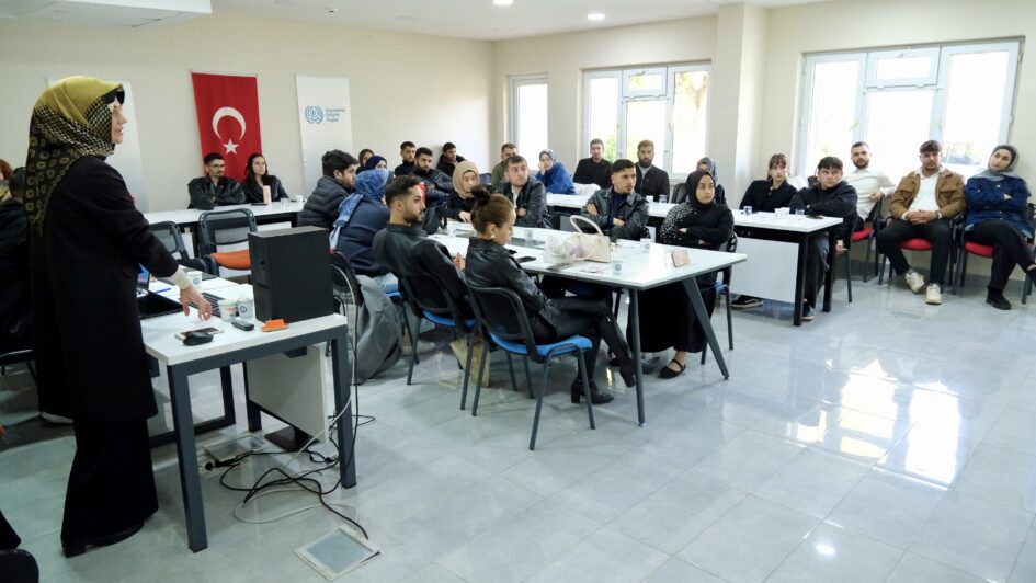YILDIRIM’DA KADINA YÖNELİK ŞİDDETLE MÜCADELE EĞİTİMİ