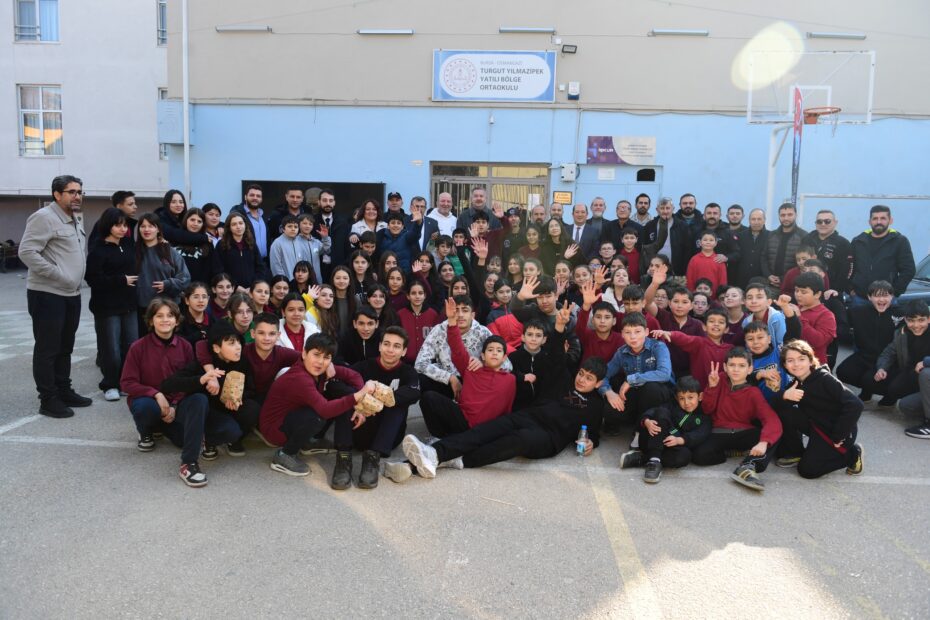 Osmangazi Belediyesi’nden Çocukların İçlerini Isıtan Dayanışma