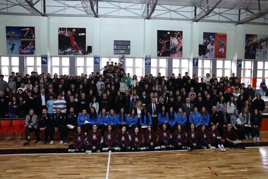Nilüfer’in Sultanları öğrencilerle söyleşide buluştu