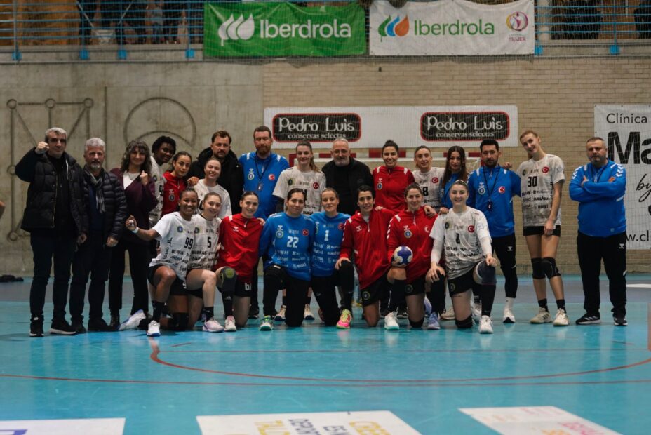 BURSA BÜYÜKŞEHİR BELEDİYESPOR AVRUPA’DA ÇEYREK FİNAL KAPISINI ARALADI