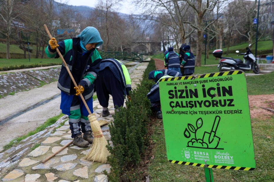 BURSA KIŞIN DA ÇİÇEK BAHÇESİNE DÖNÜŞÜYOR