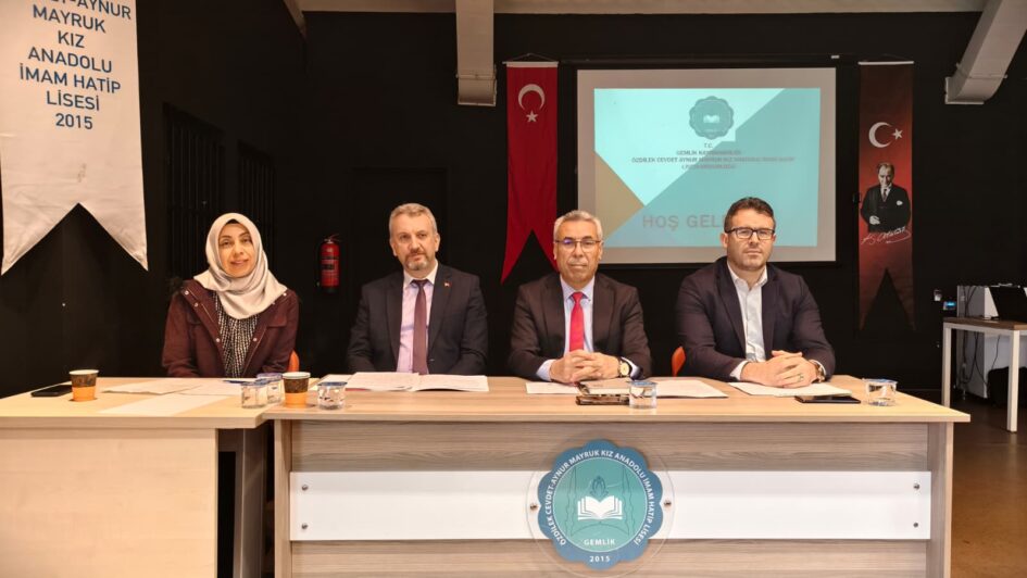 Gemlik Okul Müdürleri Toplantısı Yapıldı