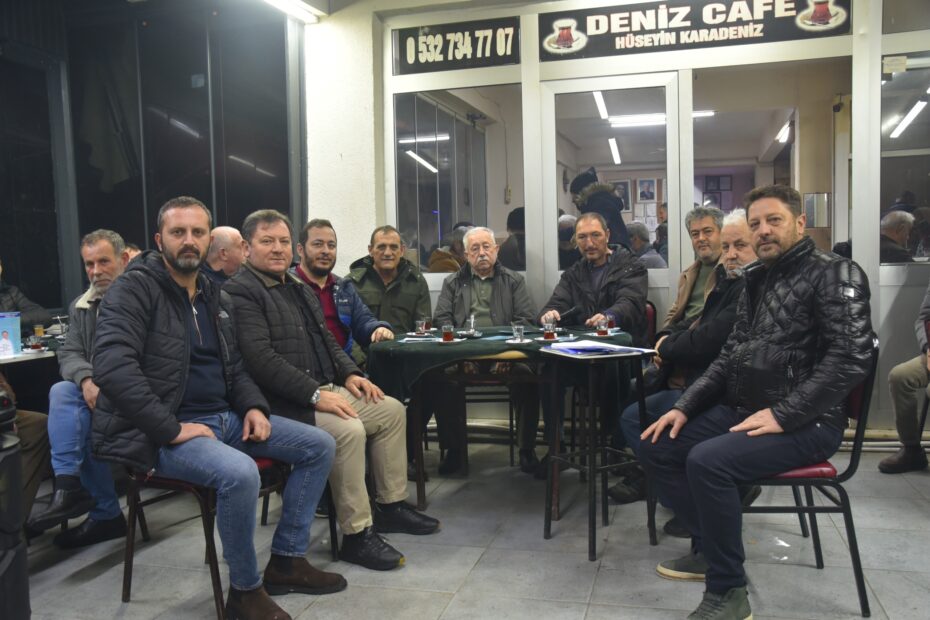 HASAN MALATYA KÜÇÜK KUMLADA ZEYTİN ÜRETİCİLERİ İLE BULUŞTU