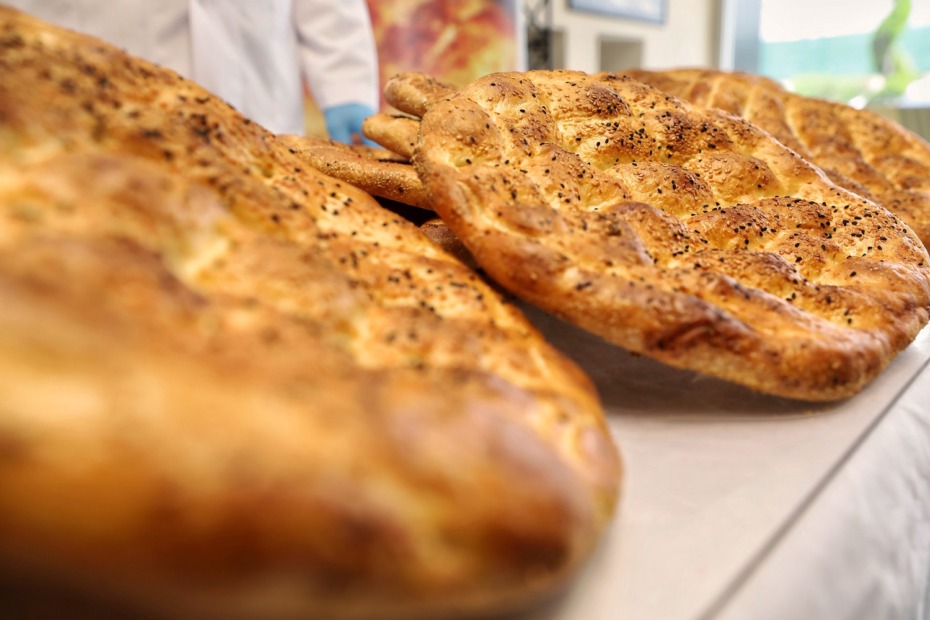 BURSA’DA 450 GRAMLIK BESAŞ RAMAZAN PİDESİ 25 TL