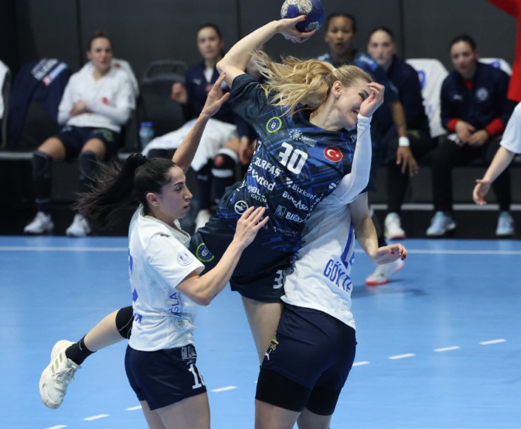 BURSA BÜYÜKŞEHİR BELEDİYESPOR, YALIKAVAK’LA PUANLARI PAYLAŞTI