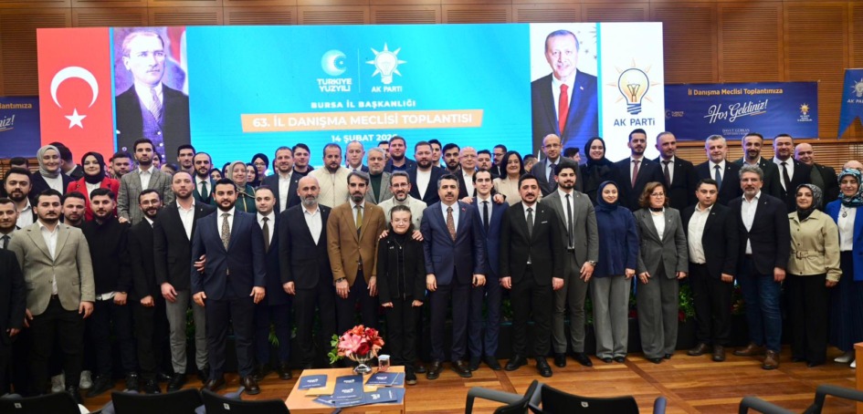 AK Parti Bursa İl Başkanı Davut Gürkan; “Gençlik, Türkiye Yüzyılı’nın Bugünkü Öznesidir”