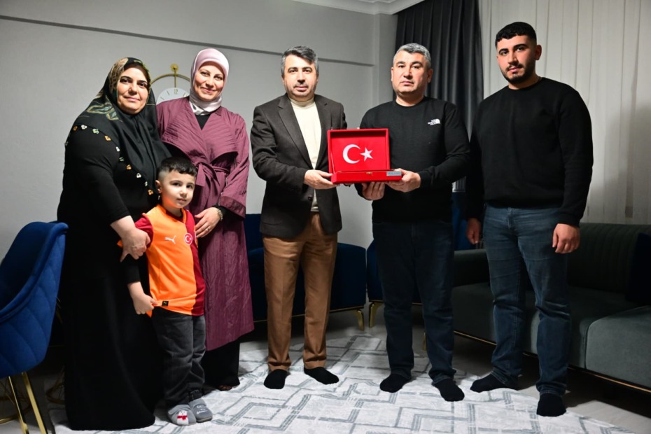 BAŞKAN OKTAY YILMAZ’DAN ŞEHİT AİLESİNE ZİYARET