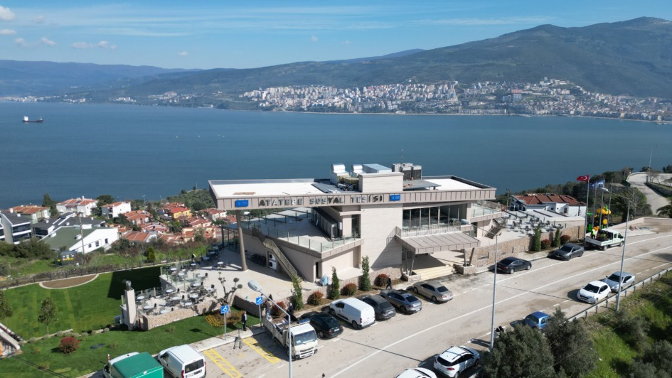 GEMLİK ATATEPE SOSYAL TESİSİ YENİLENEN YÜZÜYLE HİZMETE GİRDİ