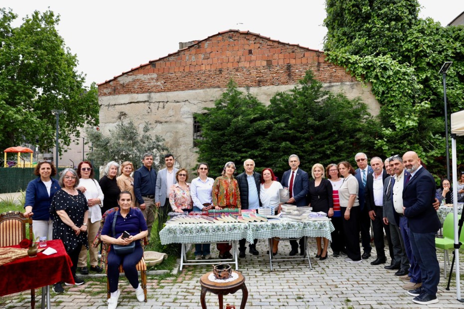 Küçükkumla Köyü Kitap Tanıtım Programı Yoğun Katılımla Gerçekleştirildi