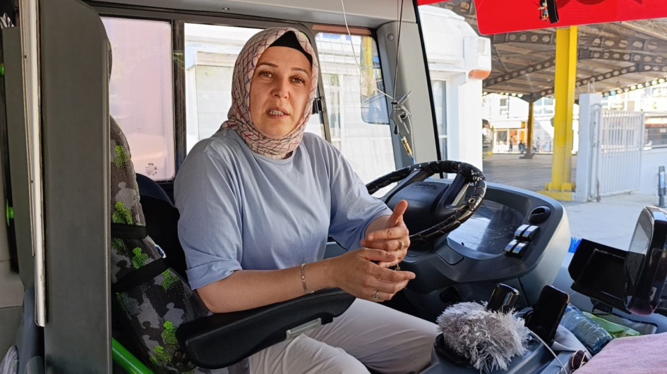BURULAŞ’IN KADIN OTOBÜS SÜRÜCÜSÜNDEN ÖRNEK DAVRANIŞ