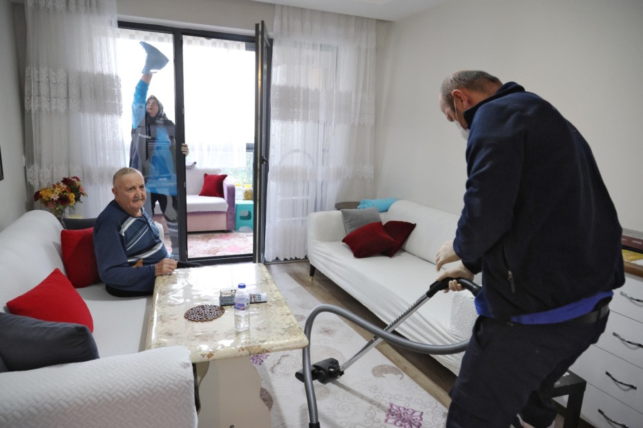 BURSA BÜYÜKŞEHİR’DEN BAYRAM ÖNCESİ TEMİZLİK DESTEĞİ