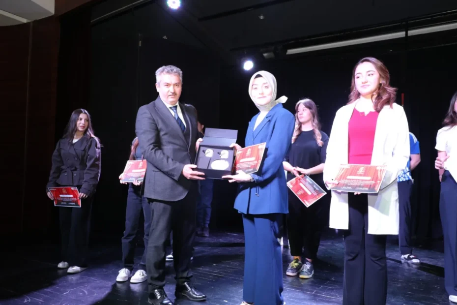 Genç Suare Tiyatro Festivali Başladı