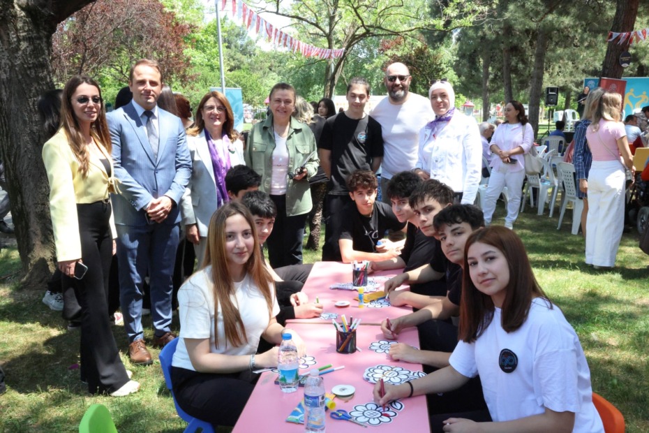 Nilüfer’de engeller sevgi ile aşılıyor