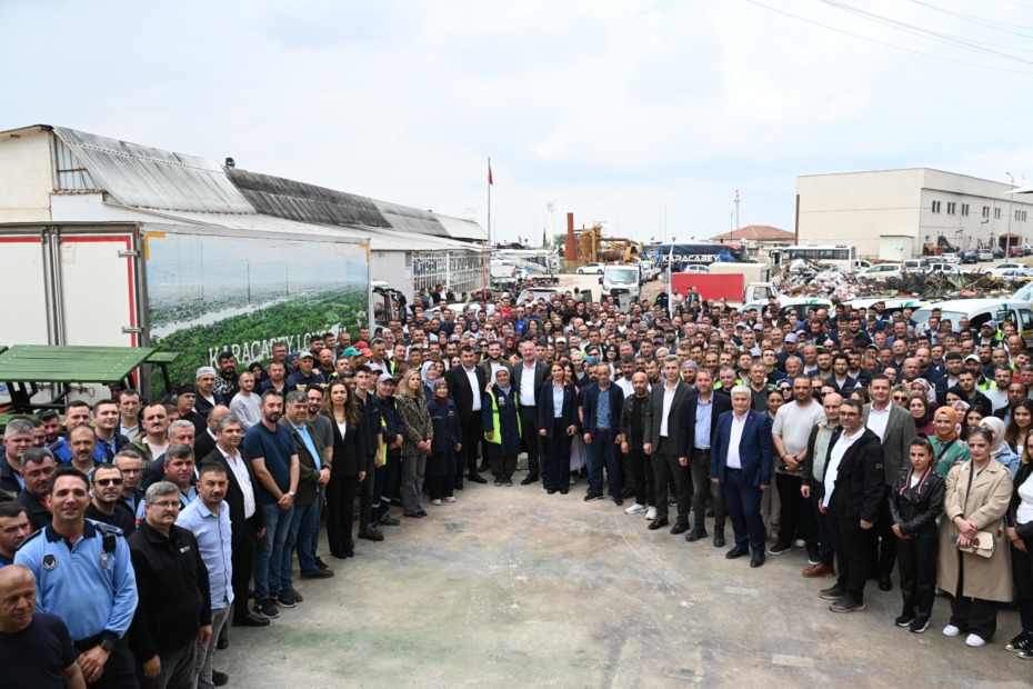 BAŞKAN KARABATI’NDAN KURBAN MESAJI VE PERSONELLE BAYRAMLAŞMA