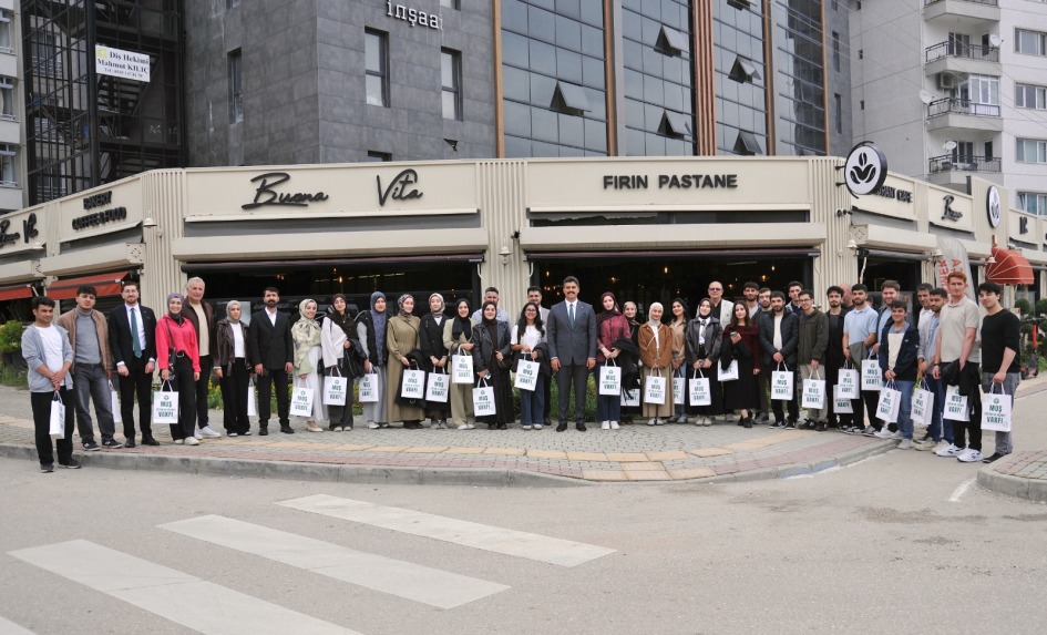 BUMEV’DE MEZUNİYET VE BAYRAMLAŞMA COŞKUSU