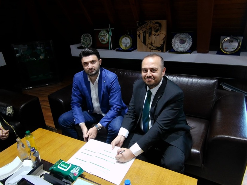 DR. FATİH ÖZKUL, BURSASPOR VAKFI ÜYESİ OLDU