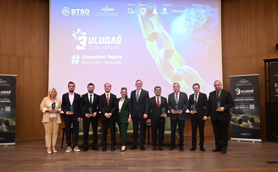 YEŞİL ÇEVRE’DEN ULUDAĞ ÇEVRE FORUMU’NDA SÜRDÜRÜLEBİLİR GELECEK VURGUSU