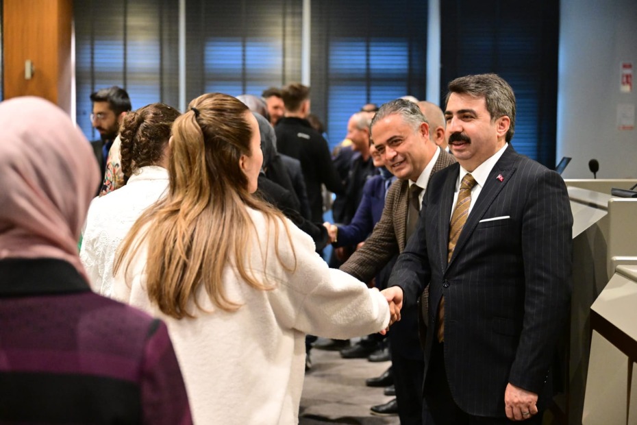 BAŞKAN OKTAY YILMAZ, BELEDİYE PERSONELİYLE BAYRAMLAŞTI