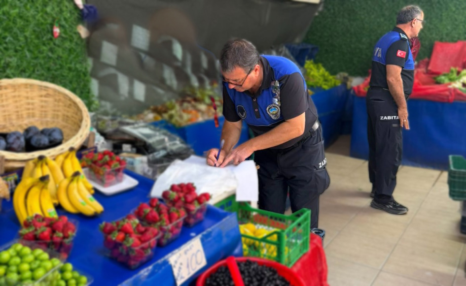 Zabıta Ekiplerinden Manavlara Denetim