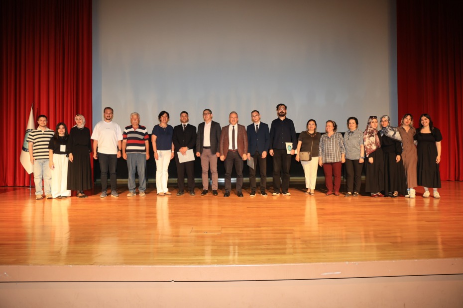 BUÜ’de “Lâmiî Çelebi’nin Kaleminden Bursa” belgeseli izleyiciyle buluştu