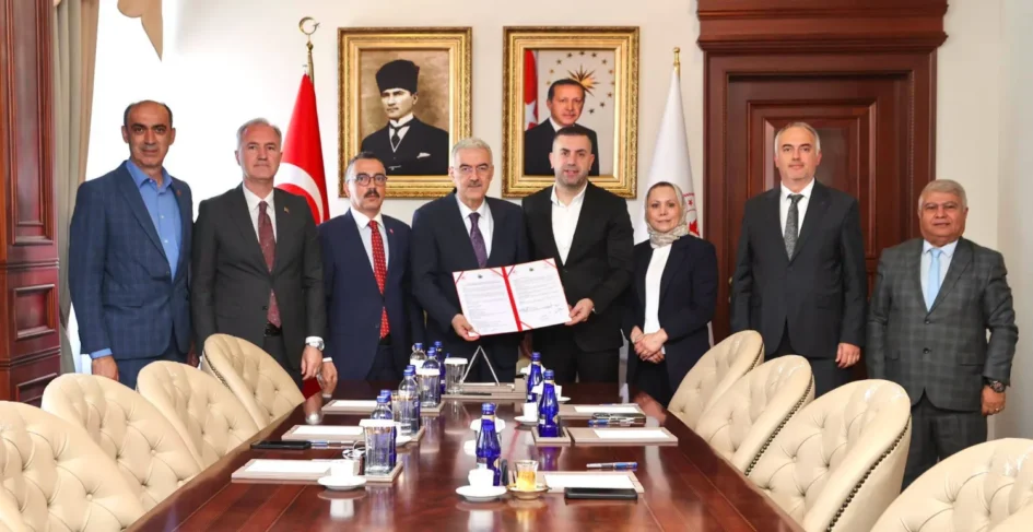 İnegöl’ün Yeni Aile Sağlığı Merkezi İçin İmzalar Atıldı