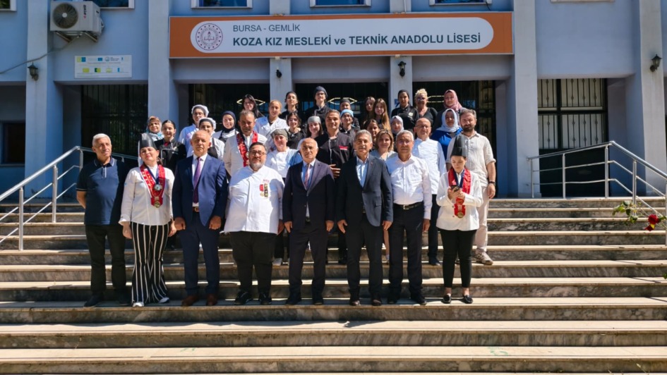 Gemlik’te Genç Şeflere Ustalardan Eğitim
