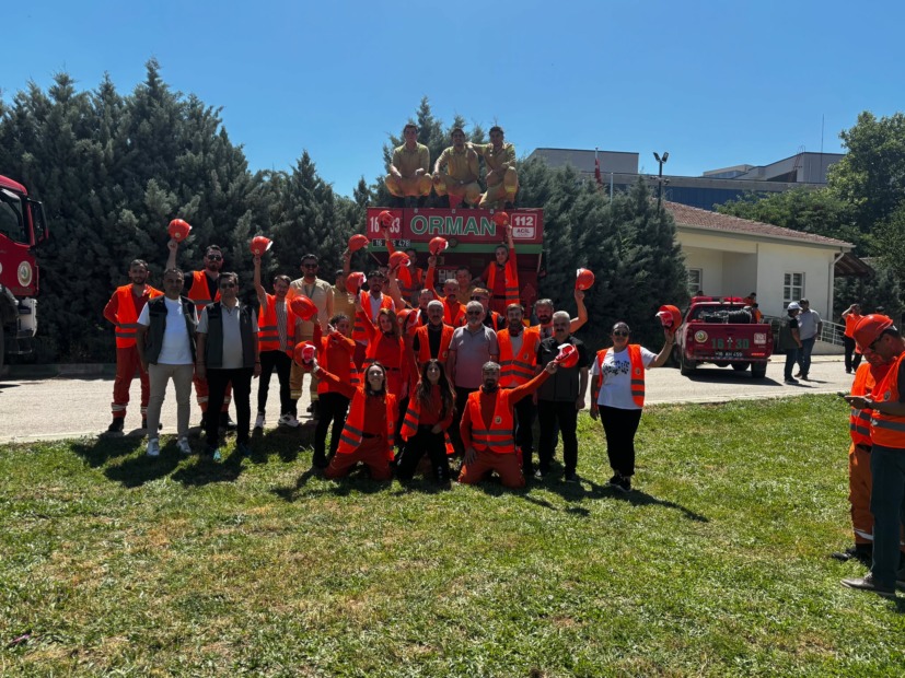 BURSA AFED TİMİ, ORMAN YANGINLARI İÇİN KOLLARI SIVADI