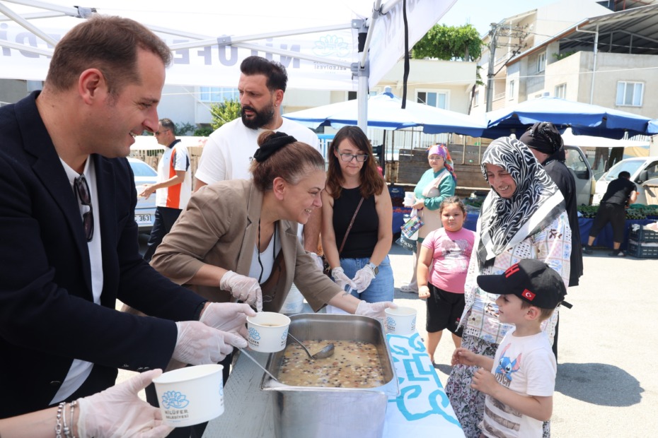 Nilüfer’de aşure dağıtımları Minareliçavuş ile başladı